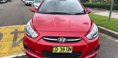 Hyundai ACCENT 2015