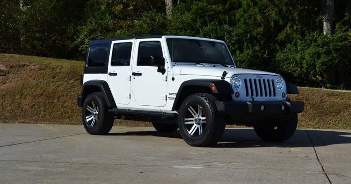 Jeep Wrangler Unlimited 2014 rental in Nashville, TN by Wessley I. Turo