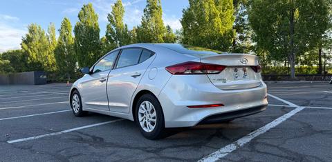 Hyundai Elantra 2018