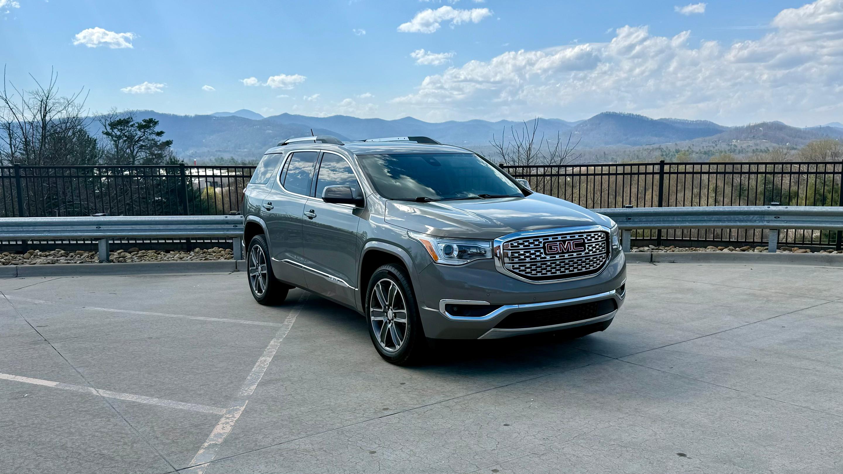 GMC Acadia 2019 in 