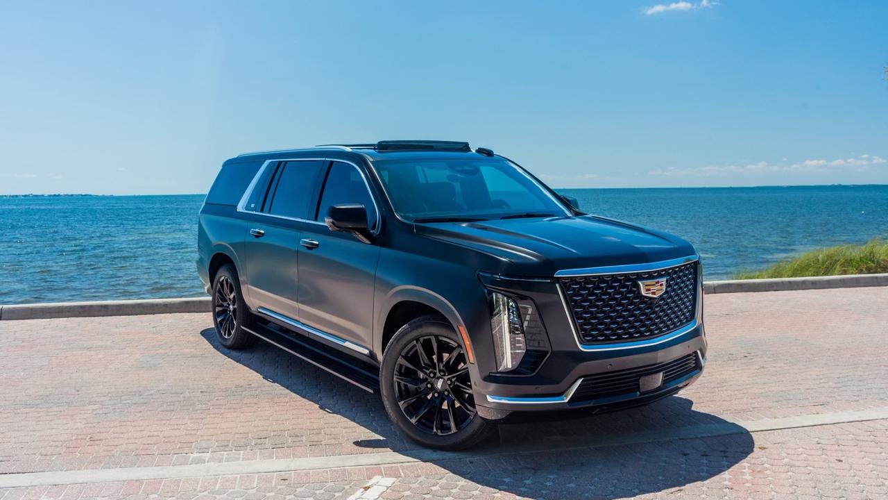 Cadillac Escalade ESV 2025 in Miami Springs, FL