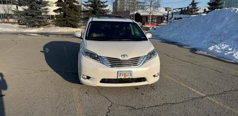 Toyota Sienna 2016