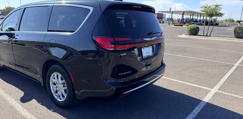 Chrysler Pacifica 2023