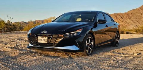 Hyundai Elantra 2021