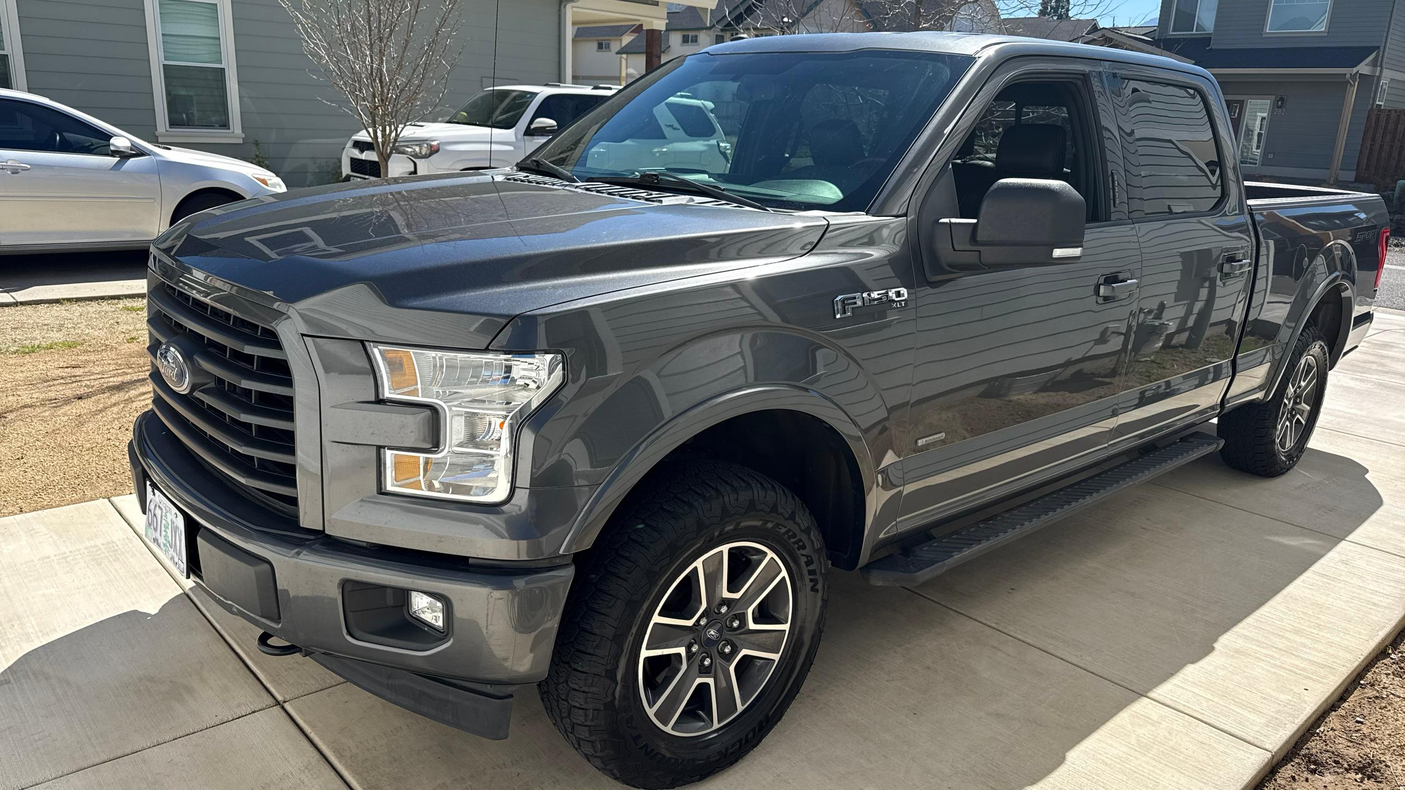 Ford F-150 2017 in Medford, OR