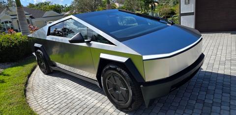 Tesla Cybertruck 2024