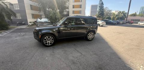 Land Rover Defender 2026