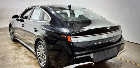 Hyundai Sonata Hybrid 2025