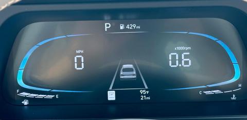 Hyundai Elantra 2025