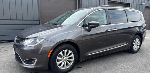 Chrysler Pacifica 2017