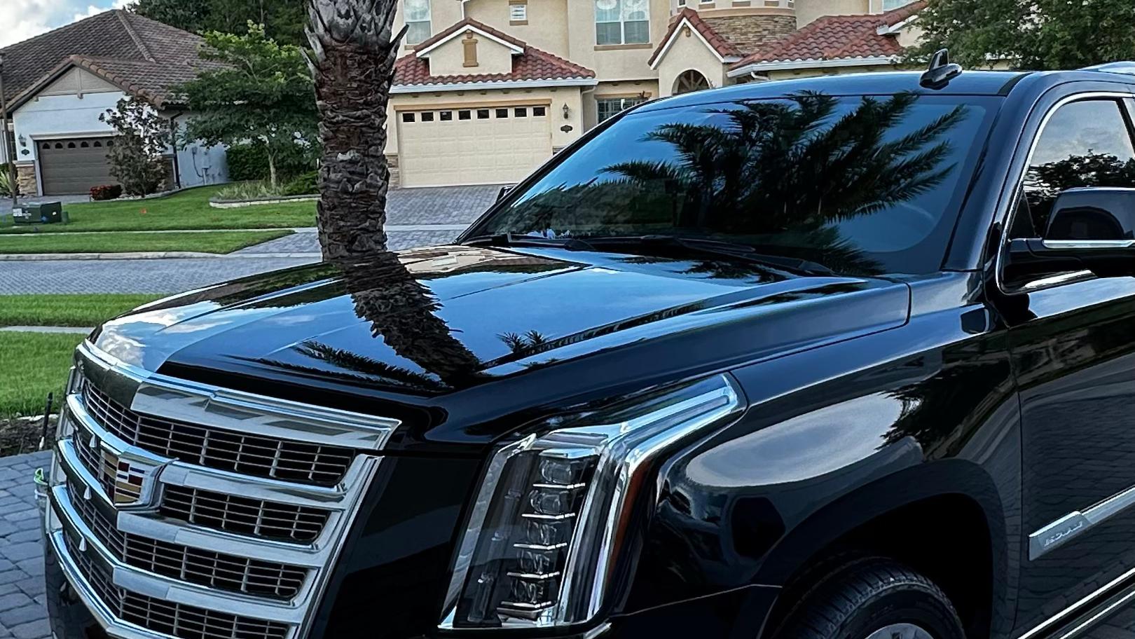 Cadillac Escalade ESV 2020 in 