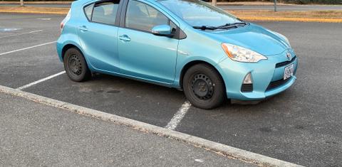 Toyota Prius c 2013