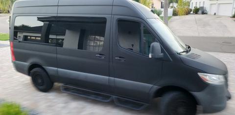 Mercedes-Benz Sprinter 2024