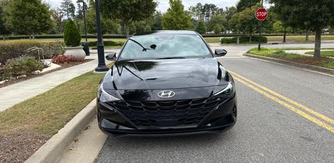 Hyundai Elantra 2021