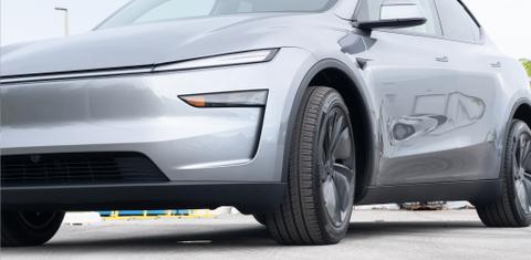 Tesla Model Y 2026