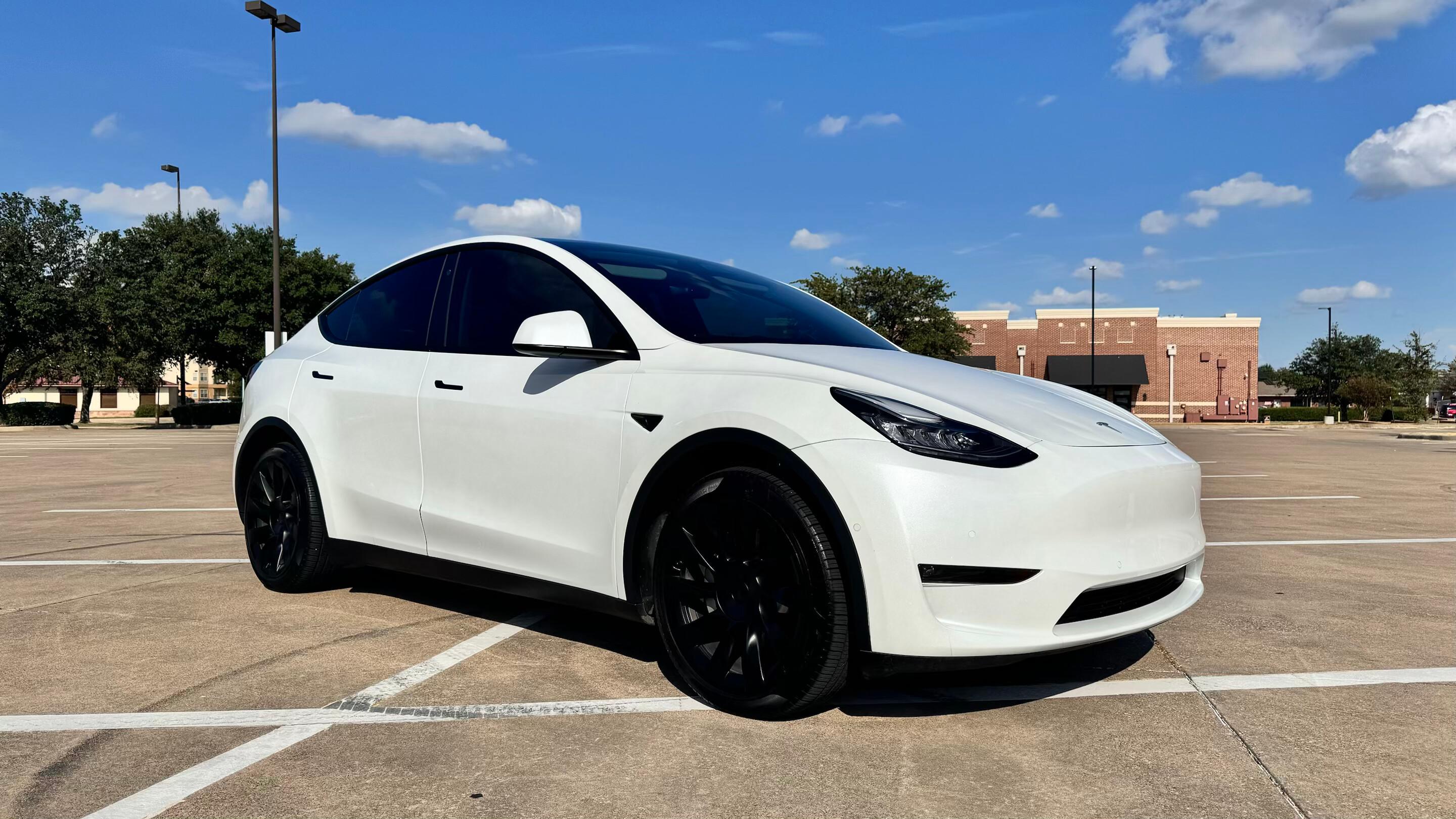 Tesla Model Y 2022 in Mesquite, TX