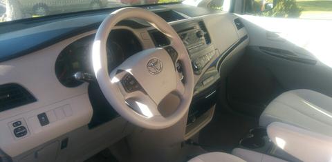 Toyota Sienna 2013