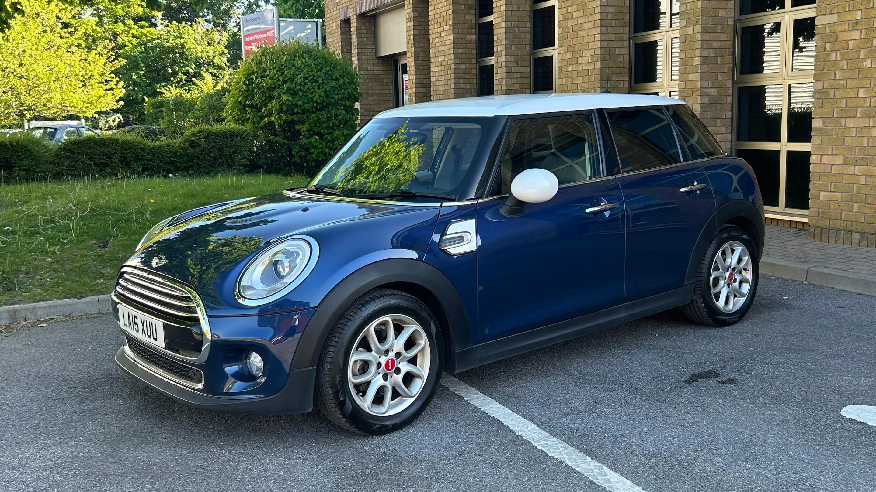 MINI Cooper 2015 in Feltham