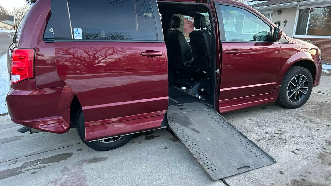 Dodge Grand Caravan 2019 in South Saint Paul, MN