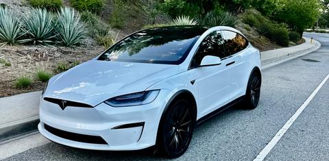 Tesla Model X 2022