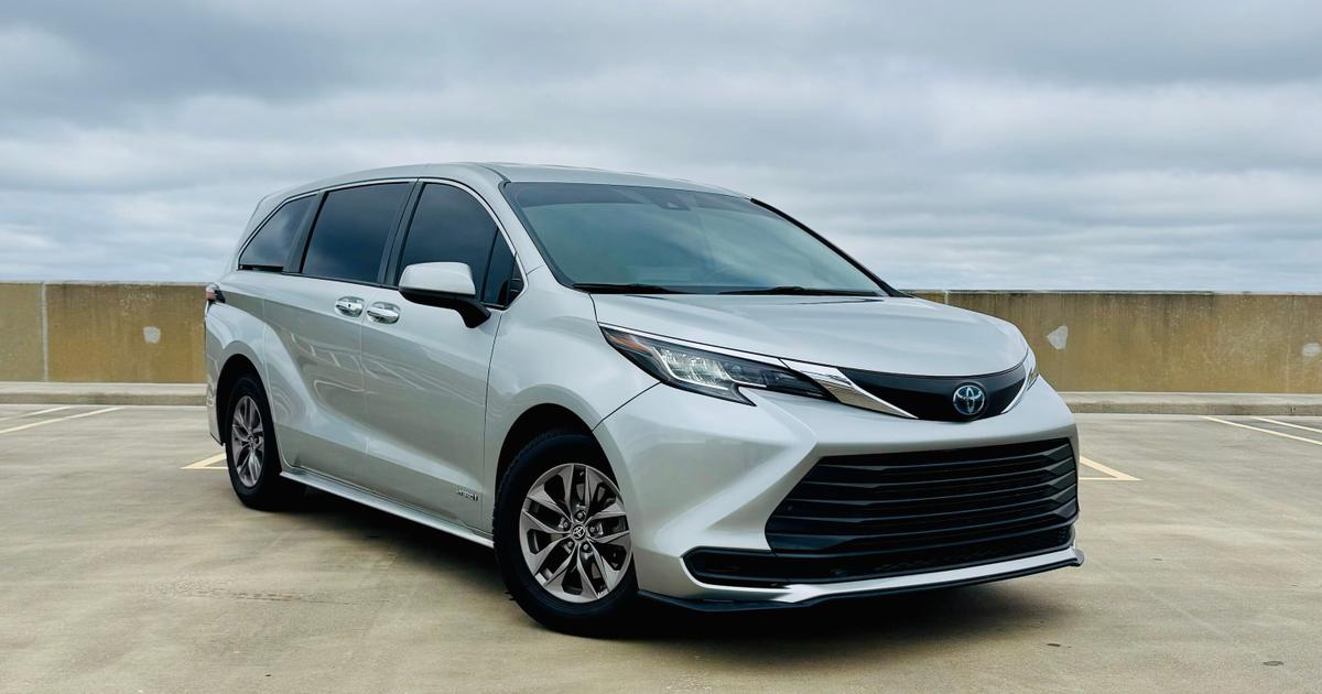Toyota Sienna 2021 rental in Tampa, FL by Marckendy | Turo