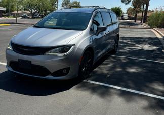 Catégorie de véhicule : Chrysler Pacifica