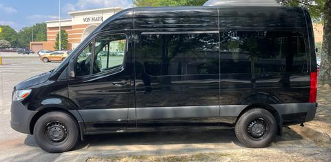 Mercedes-Benz Sprinter 2025