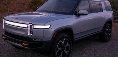 Rivian R1S 2024