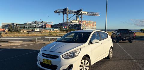 Hyundai ACCENT 2016