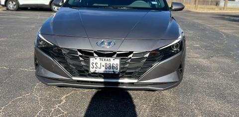 Hyundai Elantra 2023