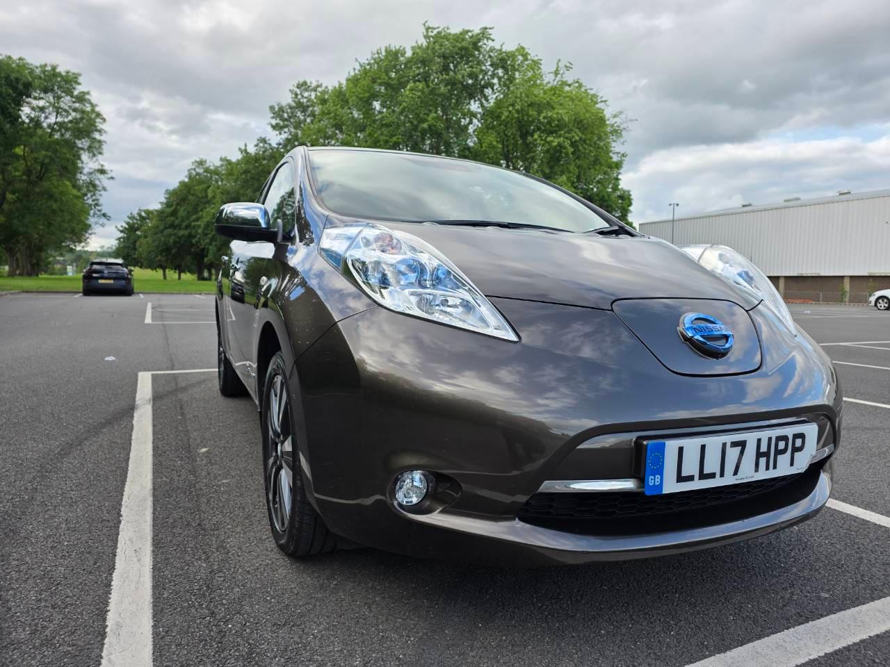 Nissan Leaf 2017 in Redditch
