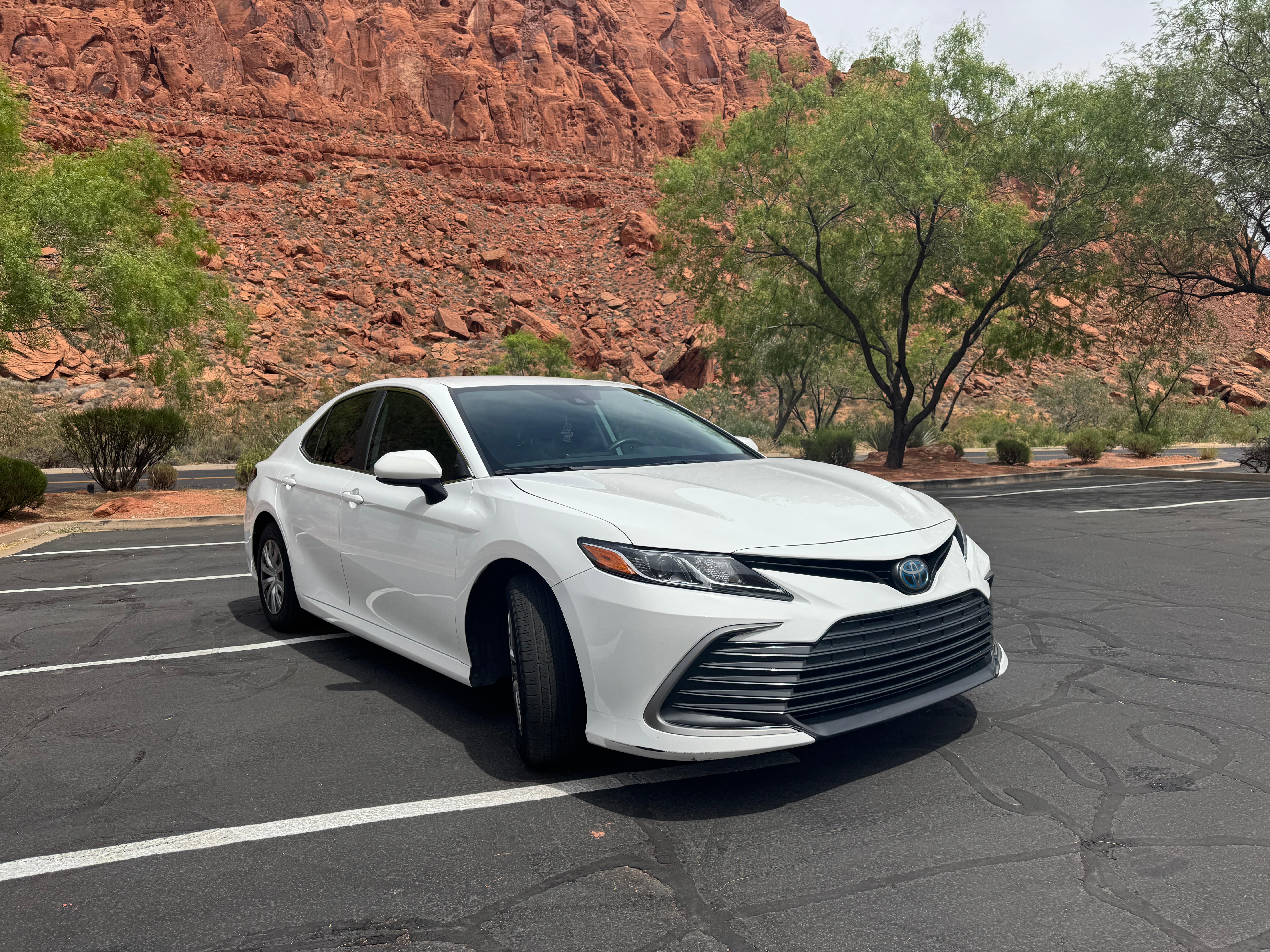 Toyota Camry Hybrid 2022 in Santa Clara, UT