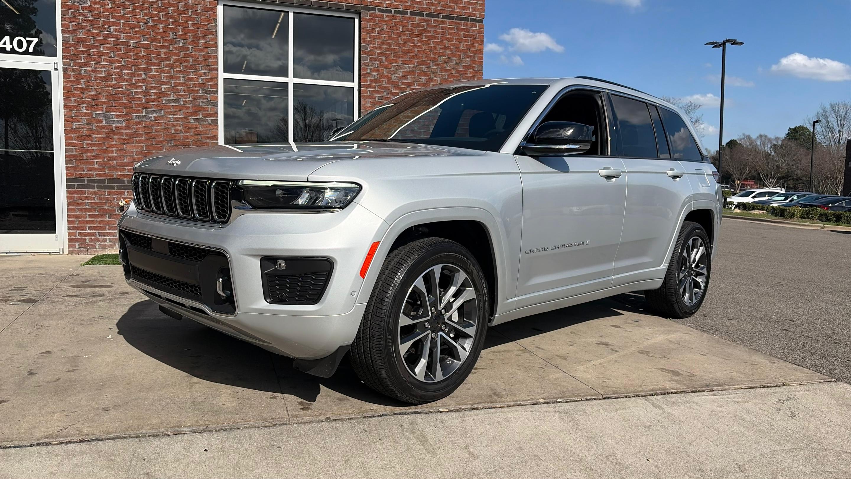 Jeep Grand Cherokee 2024 in 