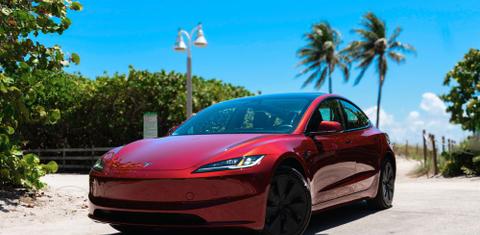 Tesla Model 3 2025