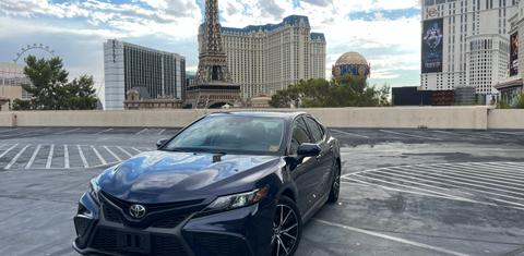 Toyota Camry 2021