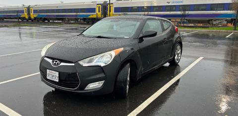 Hyundai Veloster 2013