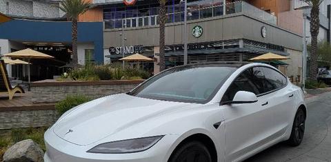 Tesla Model 3 2026