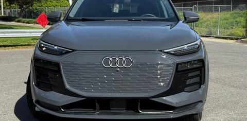 Audi Q6 e-tron 2025