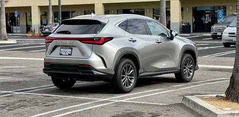 Lexus NX 2023