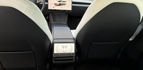 Tesla Model 3 2025