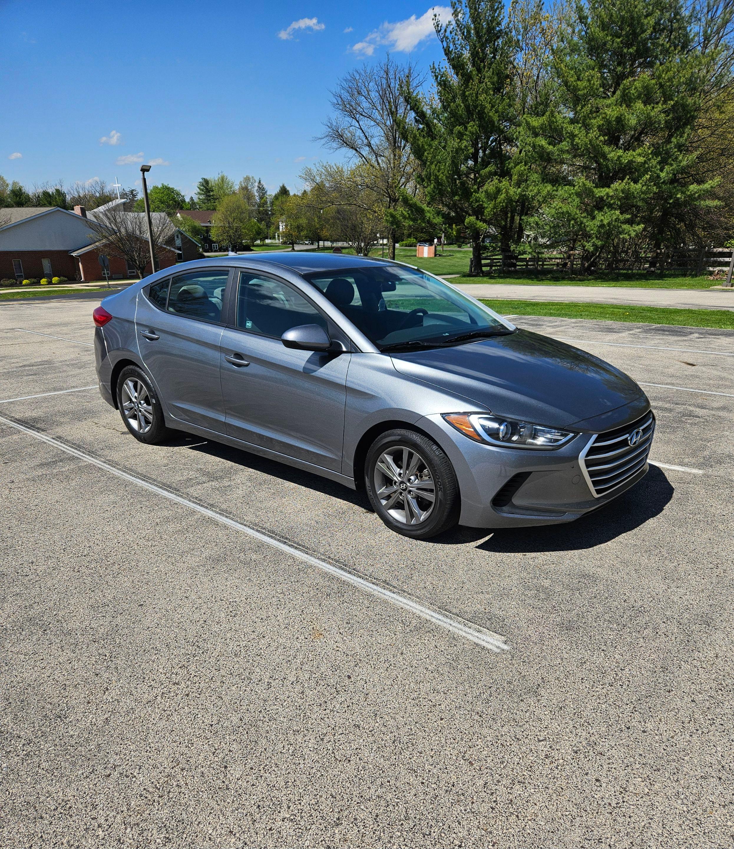 Hyundai Elantra 2017 in 