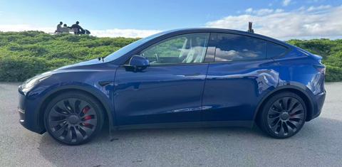 Tesla Model Y 2023