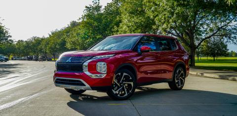 Mitsubishi Outlander 2023