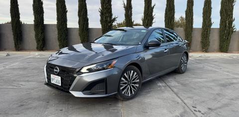 Nissan Altima 2024