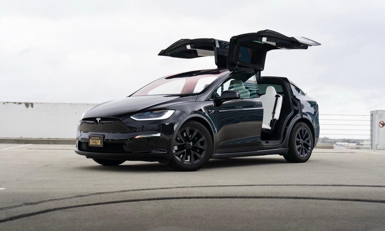 Tesla Model X 2023