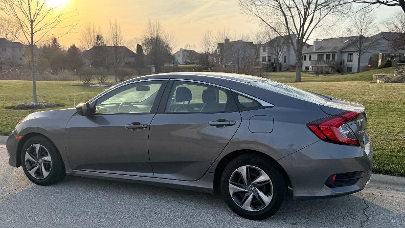 Honda Civic 2020 in Kenosha, WI