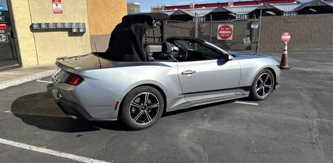 Ford Mustang 2025