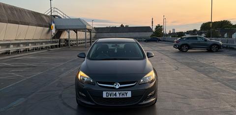 Vauxhall Astra 2014
