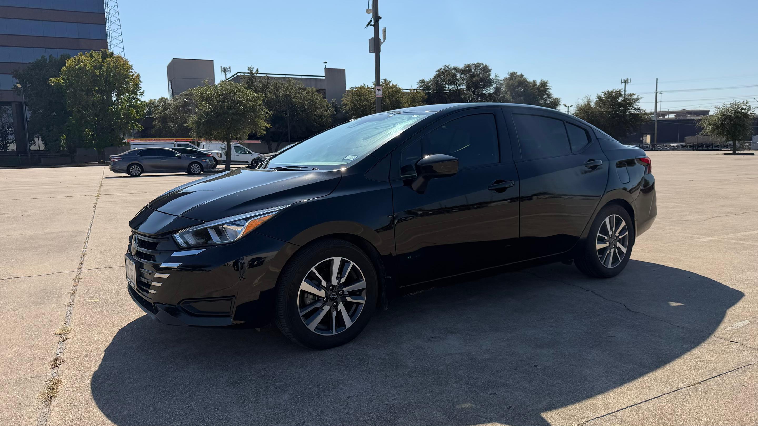 Nissan Versa 2024 in 