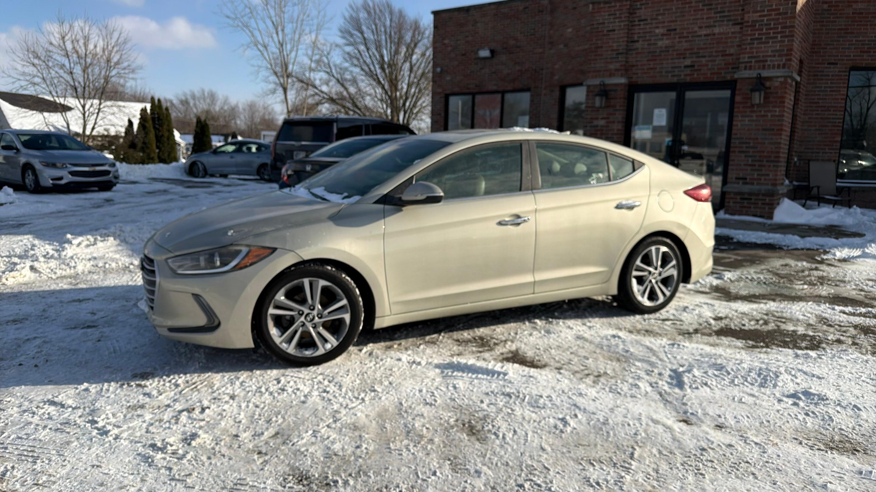 Hyundai Elantra 2017 in 